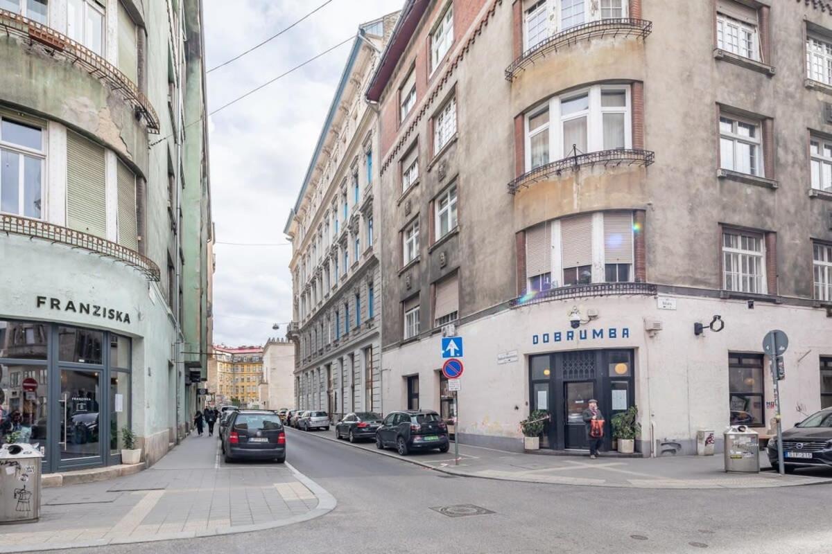 Super Central New Studio Budapeste Exterior foto